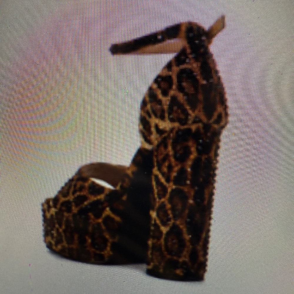 JUST ARRIVED;  Azalea Wang Wilmore Leopard  Rhinestone  Platform SZ 10 Orig $190 - Picture 3 of 15